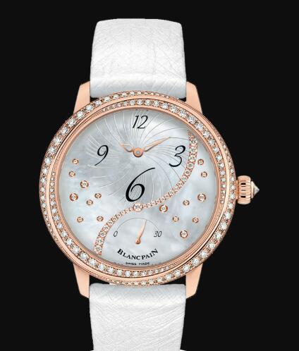 Review Blancpain Watches for Women Cheap Price Heure Décentrée Replica Watch 3650A 3754 58B
